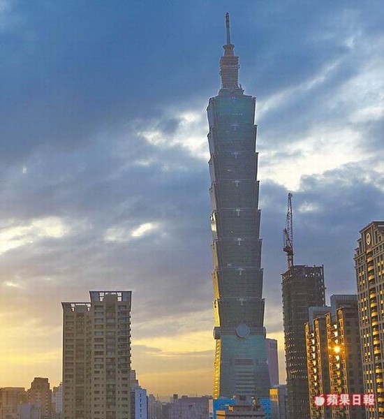 北市中心房價 年跌9.2萬