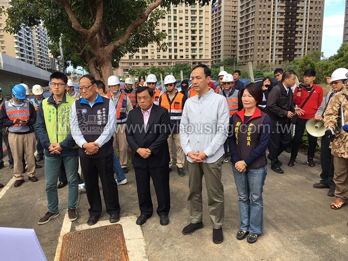 視察淡海輕軌工地　朱立倫強調安全為重