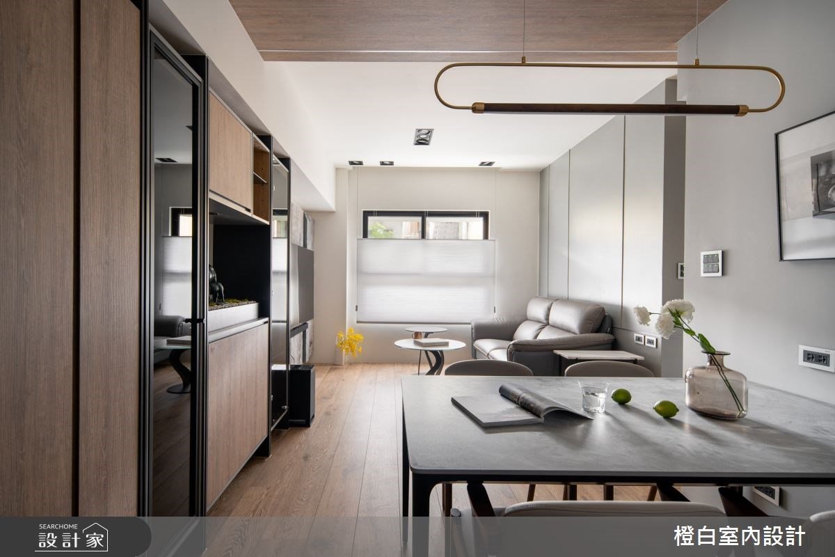 令人稱羨的單人生活！異材質讓 18 坪混搭宅魅力破表