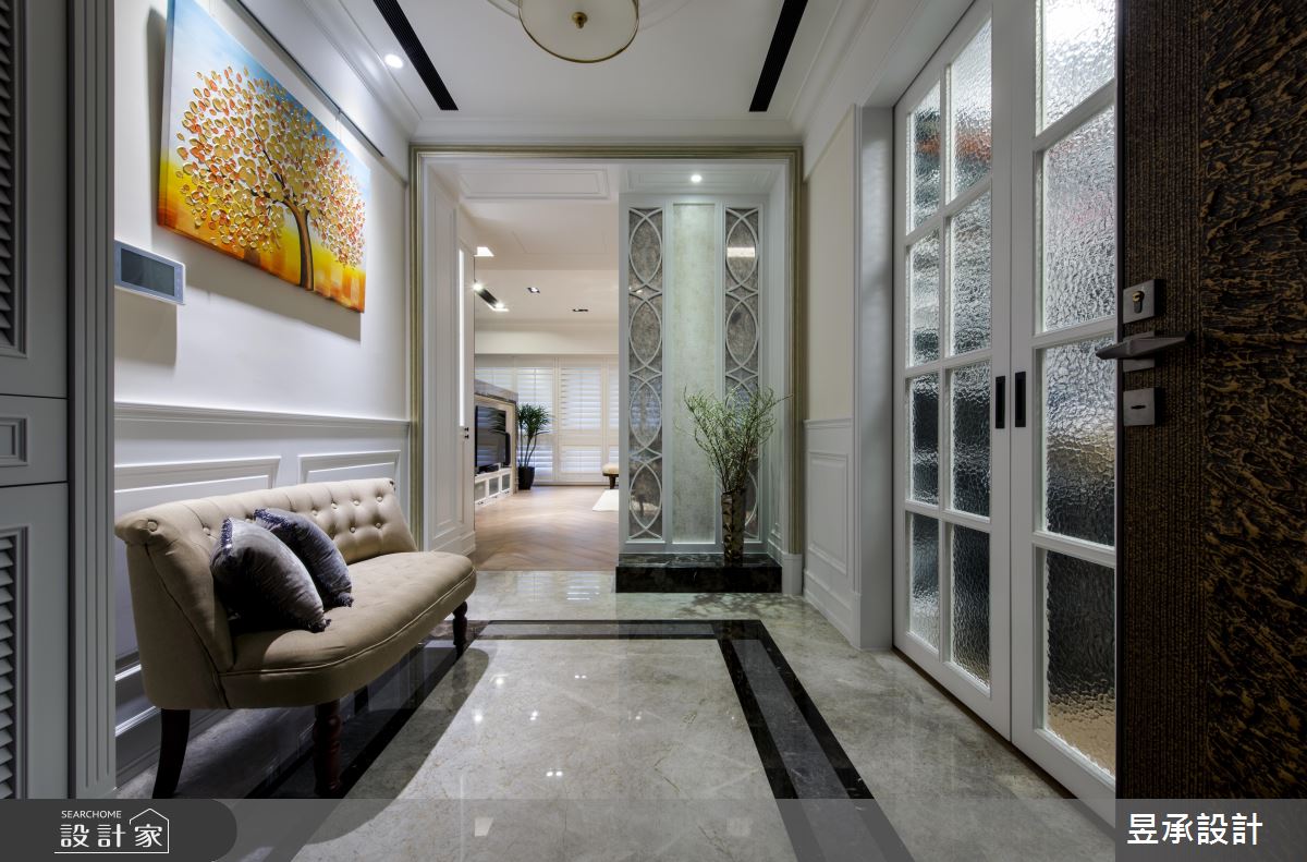 讓 5 房 2 廳都有採光！百坪美式的低奢大宅典範