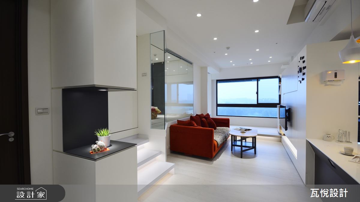 2人 1 貓的明朗生活 都在 16 坪純白現代窩