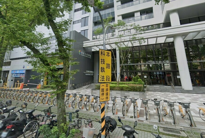 陽臺補登免奔波 新店地政推「一鍵查」便民服務