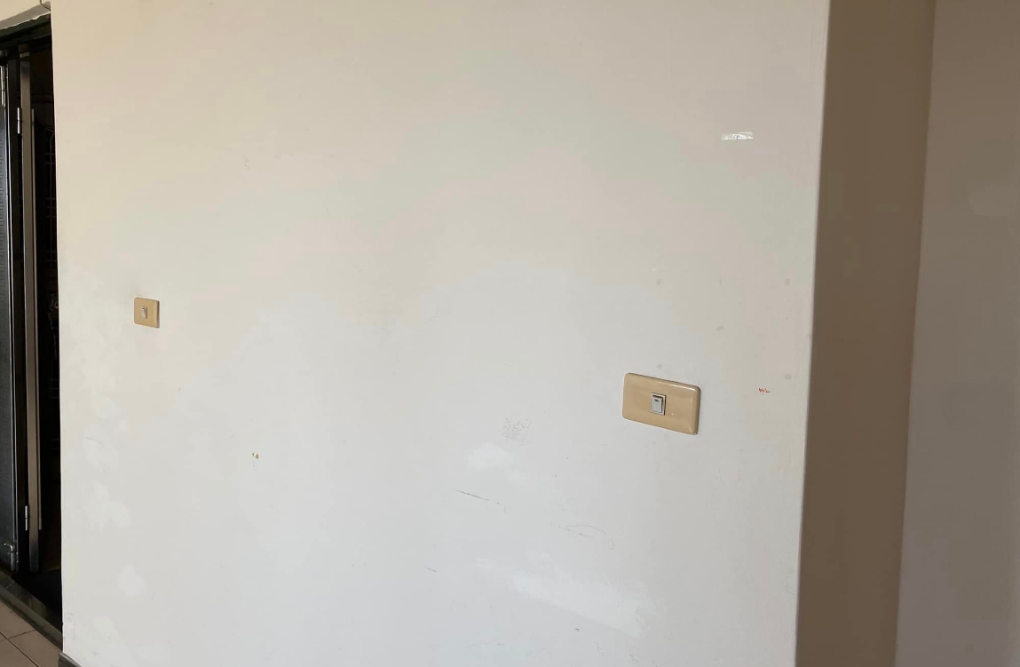 房租1萬7漲到2萬4！他不爽付搬家走人 房東喊牆壁有殘膠：扣2千