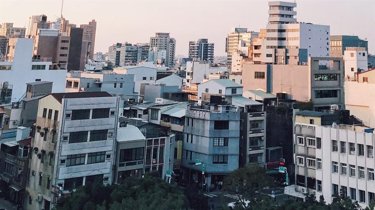 年輕人只愛預售屋 寧願蝸居也要買？專家揭「不得已」關鍵