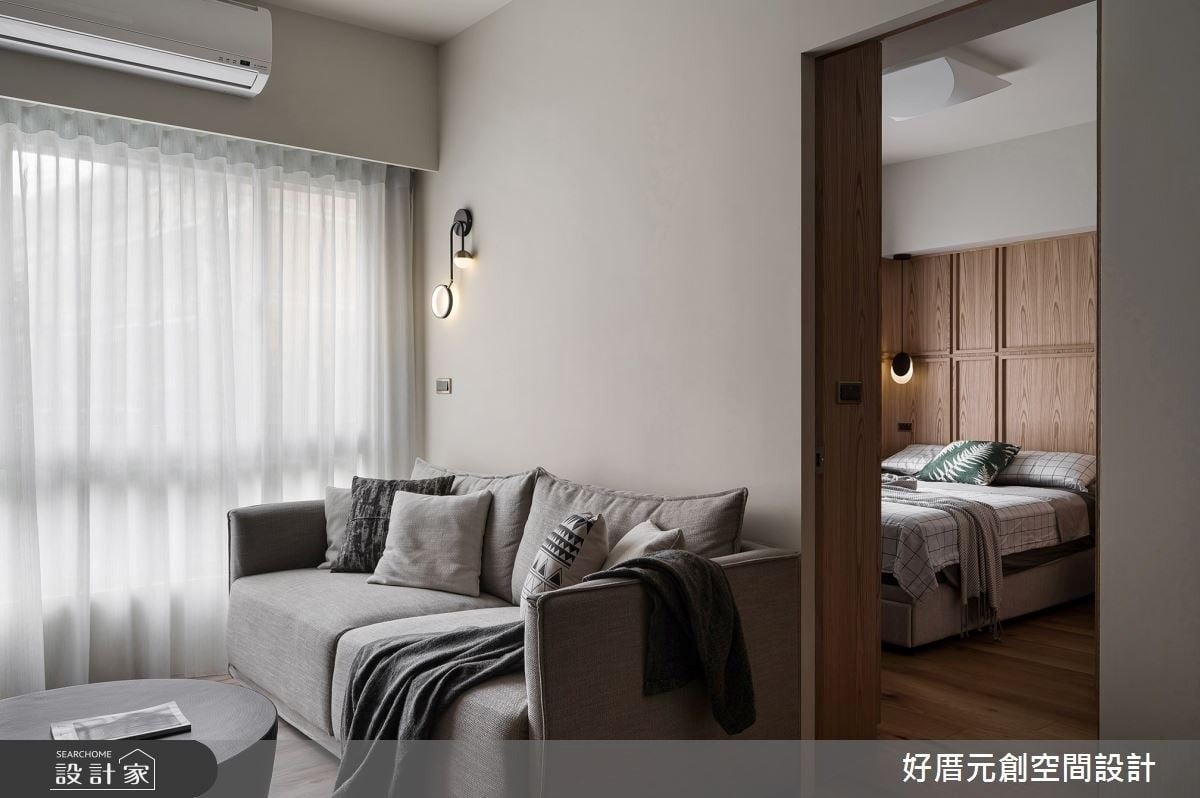 老屋脫胎換骨！實木靈感、寬敞公領域與開放餐廚中島，訂製休閒日常的親...