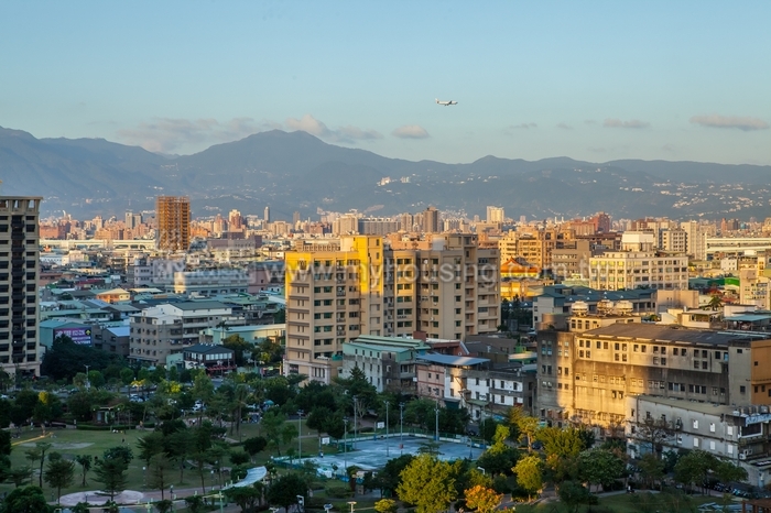 吳奇隆捧1.9億　回老家買大房子