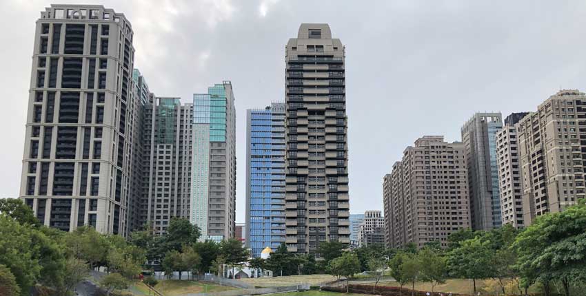 立院法制局建議提高第三戶以上貸款利率