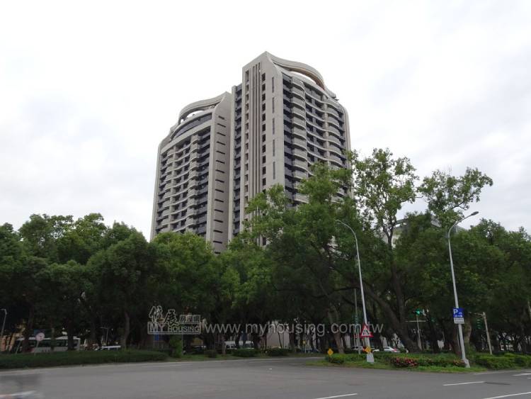 華固名鑄揭數筆交易 高低樓層單價差近4成