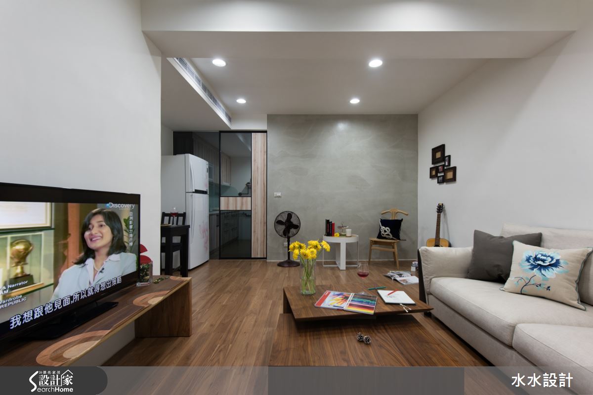 搶救 20 坪長型老屋 省預算又有型的 loft 窩