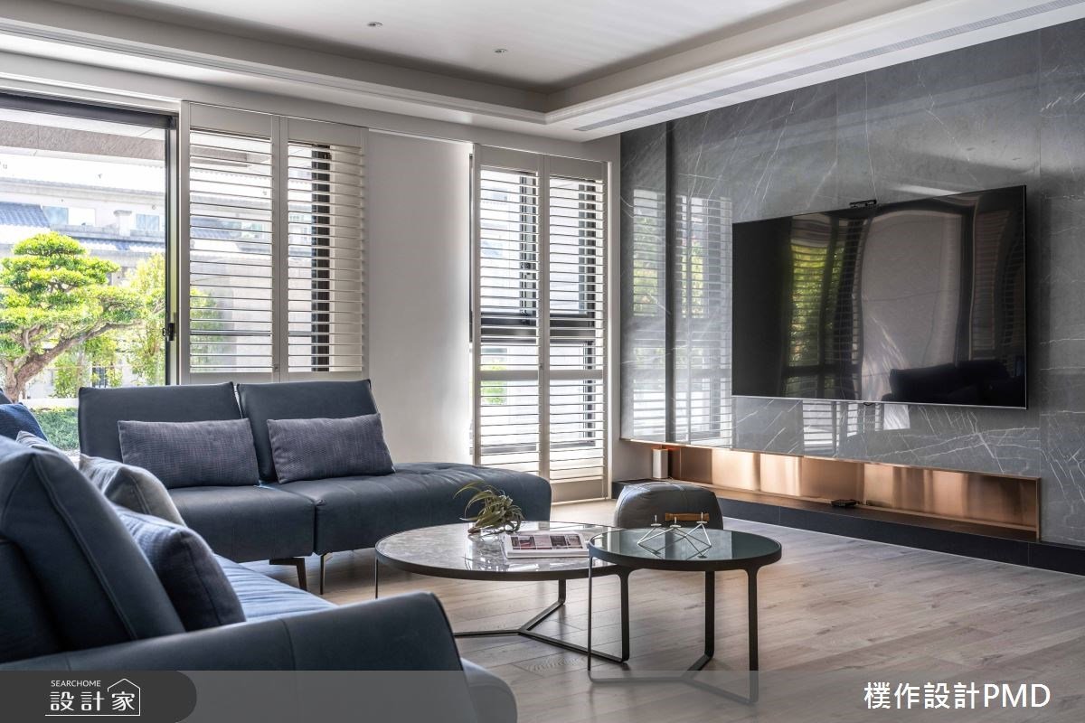 美式風客廳、日式枯山水院景！頂級混搭宅，用紳士藍揭開置身國外的度假感