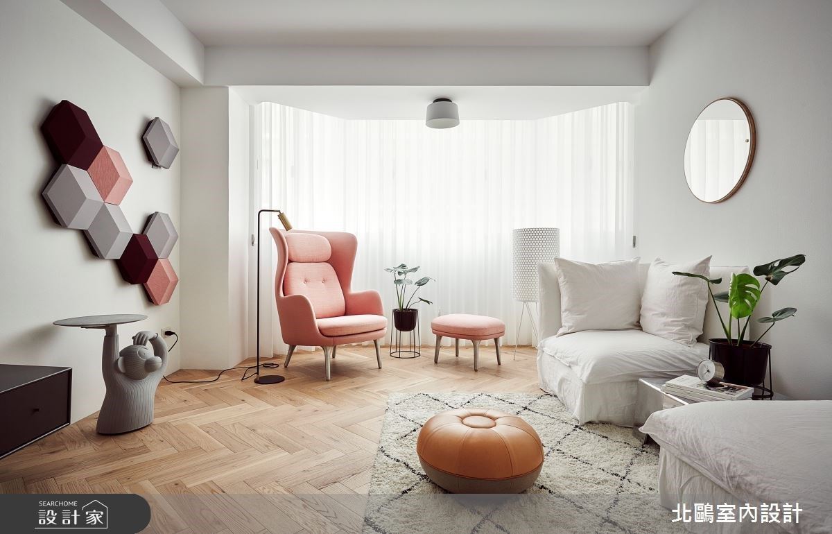 純白邂逅馬卡龍粉嫩色，28 坪老屋轉身北歐光感宅！打造國外居家雜誌般的...