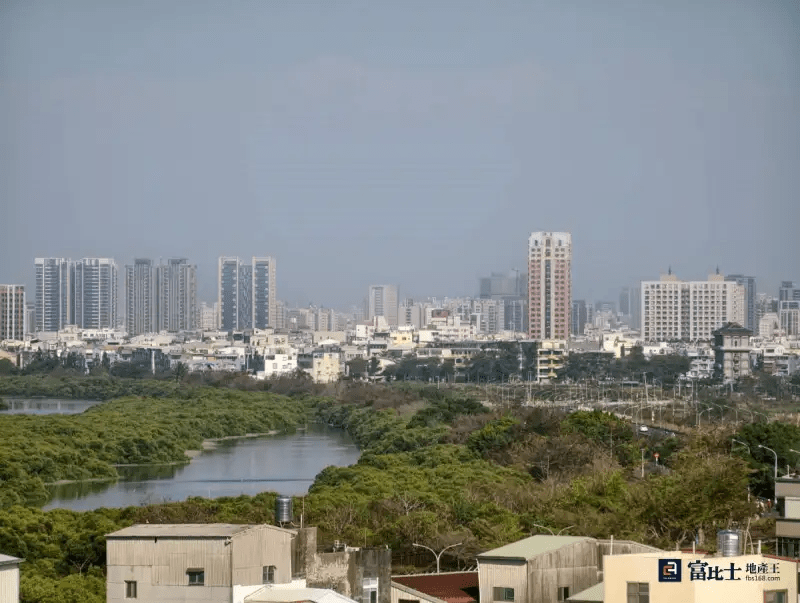 台南房市「價跌量增」溫和修正！12月交易量逆勢衝破3成，買氣回溫