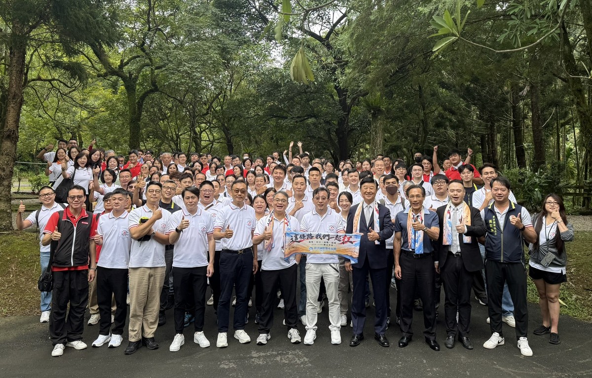 房仲遊戲規則變了！太平洋房屋啟動「AI房仲」轉型 孫寶國董事長：總部與...