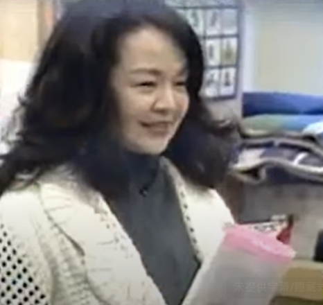 東區頂加蓋透天！ 有大廳雨遮＋戶外躺椅 屋主竟是大咖歌后