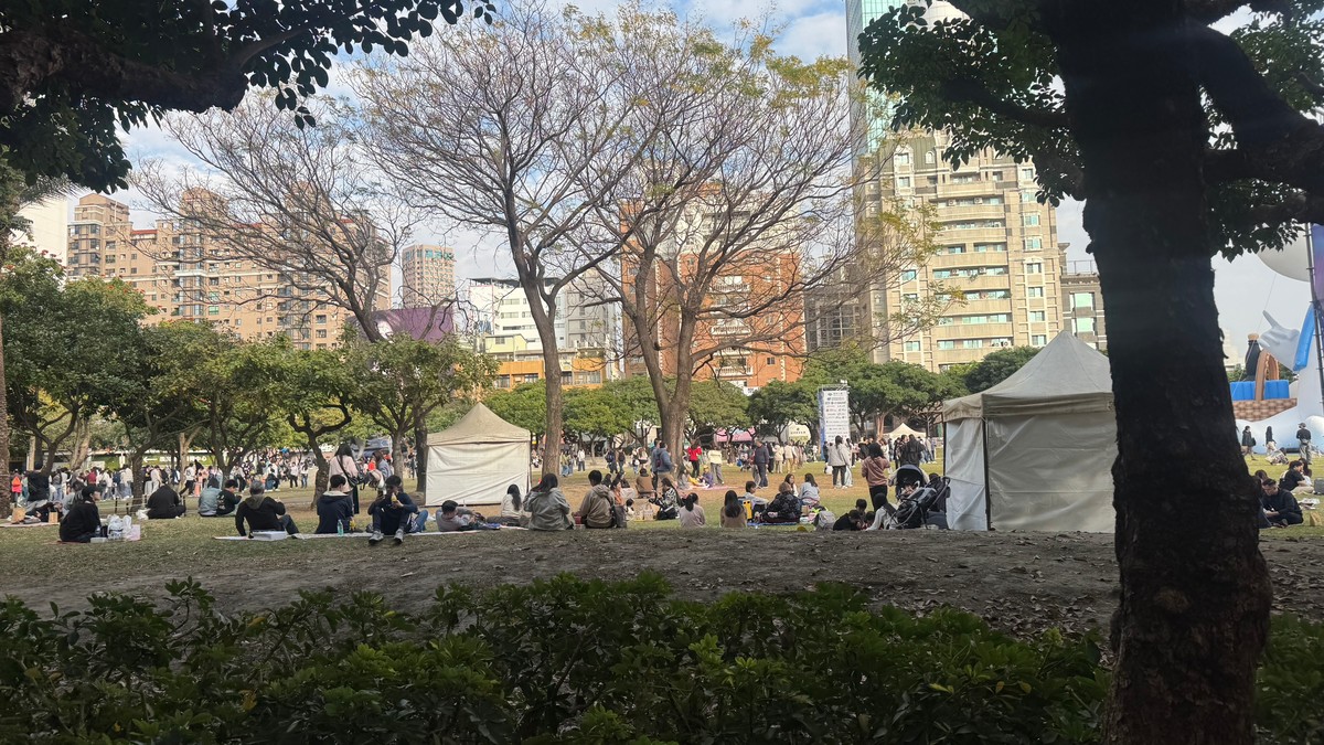 台股量能爆發證交稅飆高　學者籲制度化「還稅於民」：共享成果才能提升...