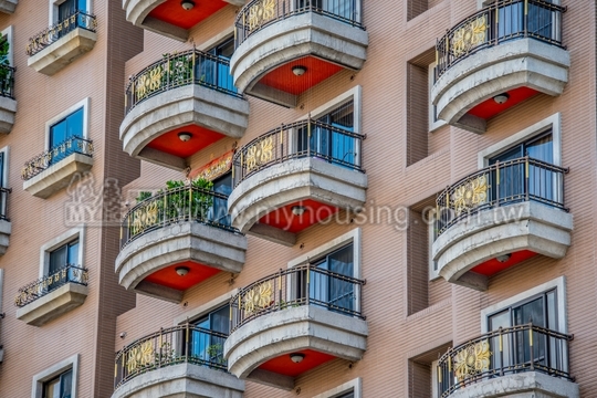 陽台雨遮課稅　取決於使用面積