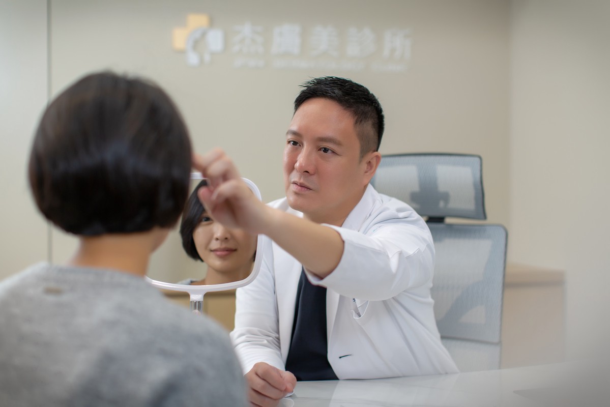 為什麼打了醫美還是覺得差不多？皮膚科醫師揭：問題不在機器 在多層次老化