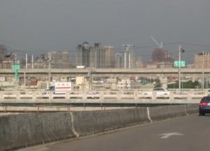 台鐵高架捷運化 太原-松竹站動工