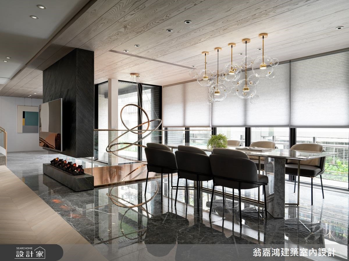 令人驚嘆的頂級豪奢別墅！用懸浮電視牆，牽起暖心感客廳、時尚餐廚設計