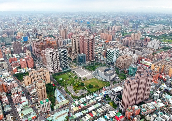 油門催到底　8千億推案量將達陣