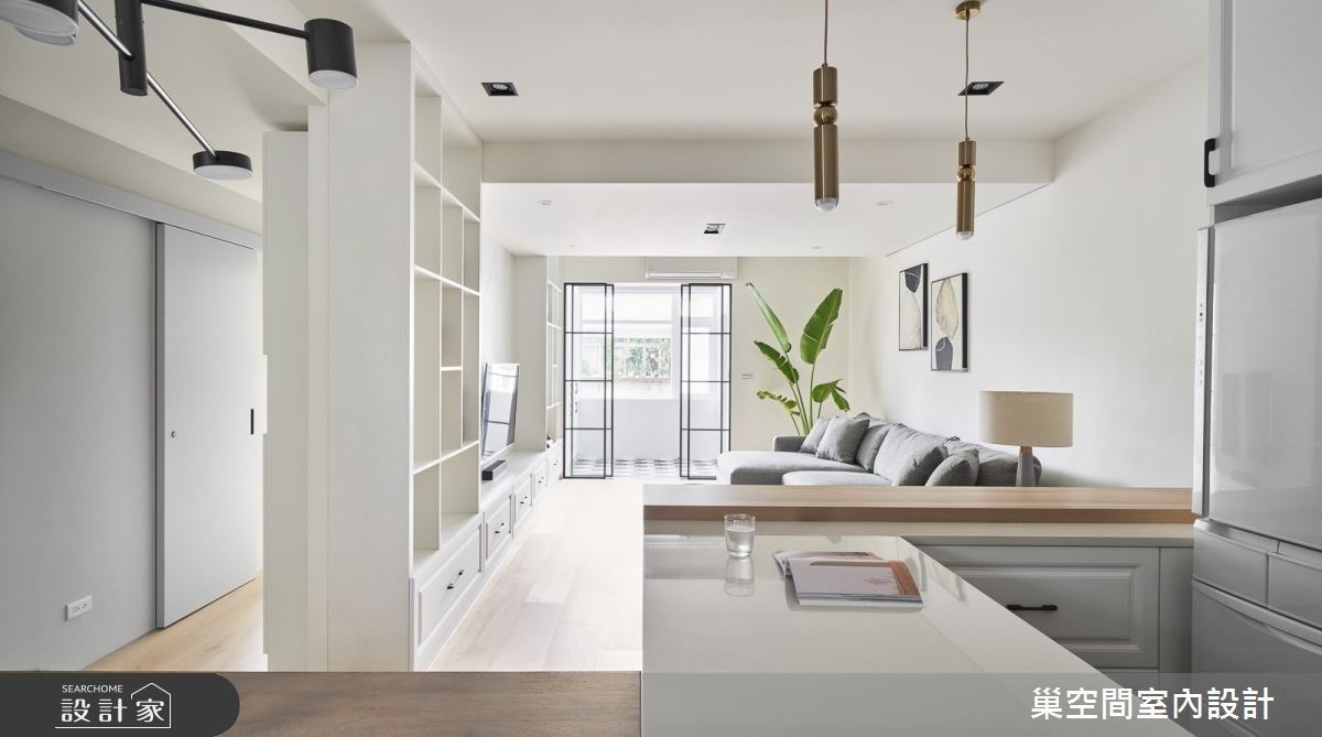 老屋翻新涼感白色城堡！重整格局並綻放通透、淨亮的美式風宅邸