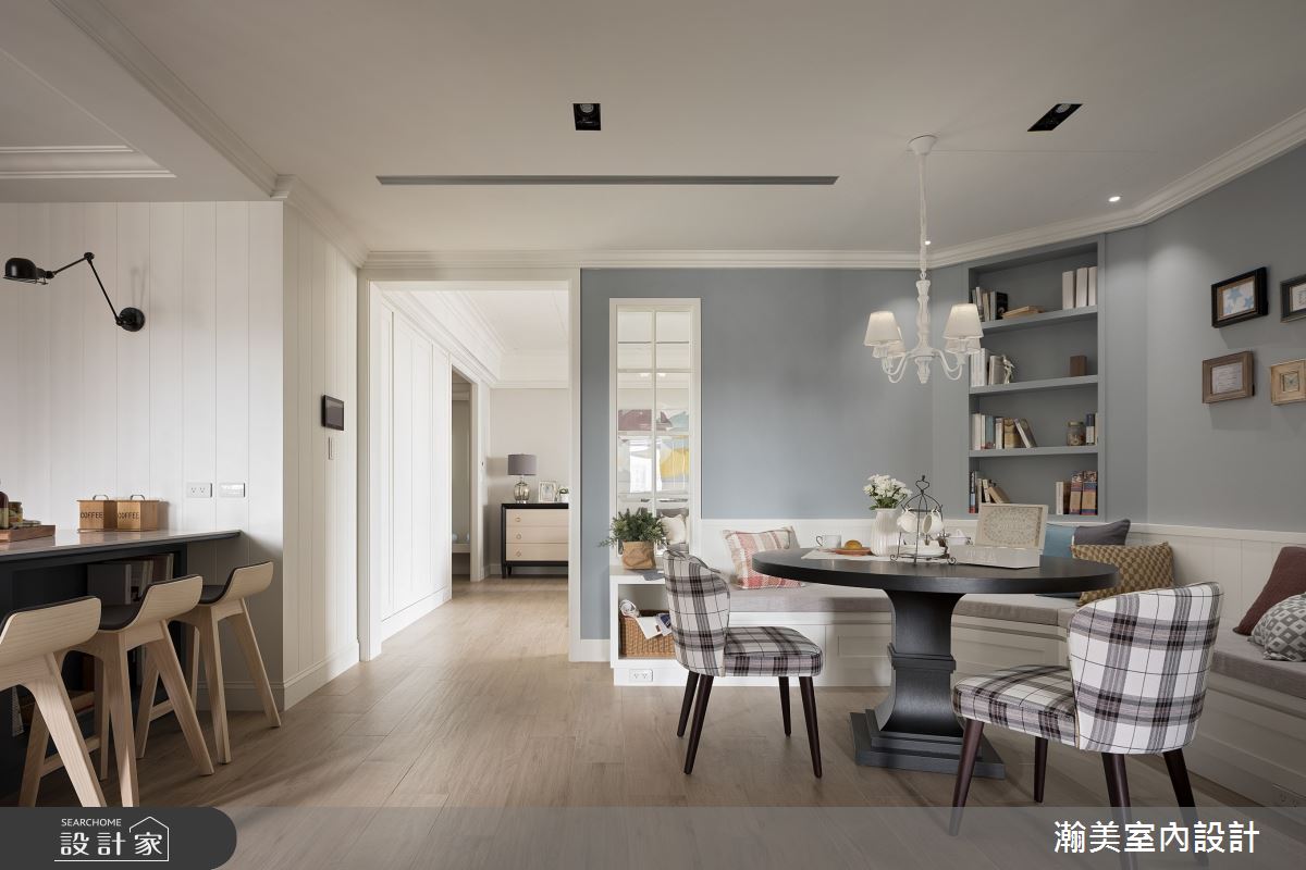 輕柔美式風築起家的舒適感！臥榻式設計讓開放餐廚有了更多彈性