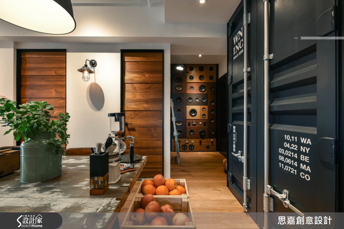 走進 25 坪紐約藝術 Loft 公寓　每一個角落都是道地風景