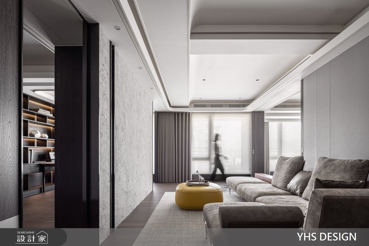 廳房數目自由切換！四扇活動隔間展開格局，異材質組隊打造雋永新婚宅