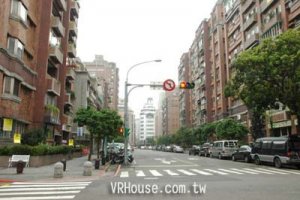 入住北市精華區 得13年不吃不喝