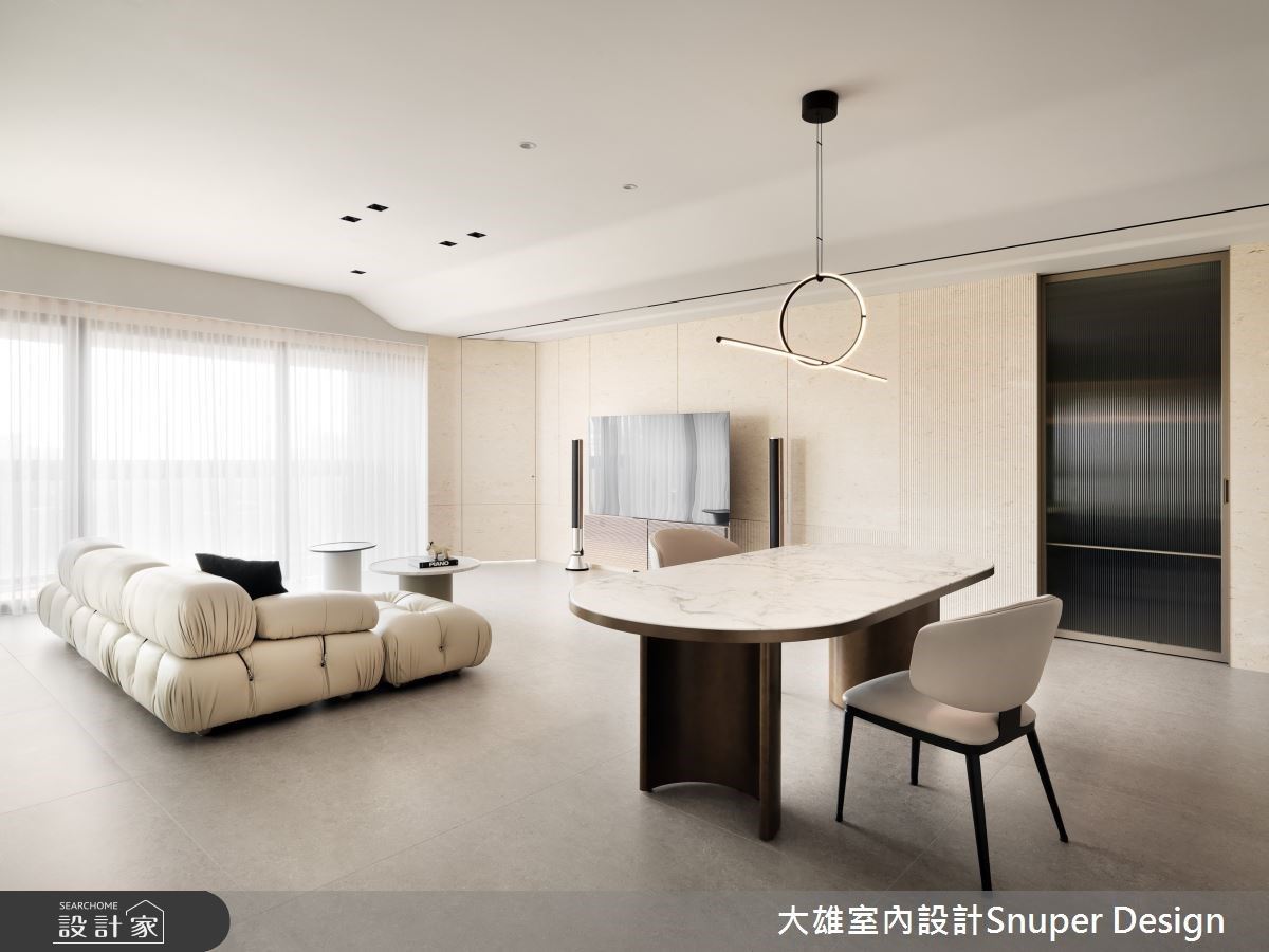 天然石材相偕溫柔米色調，生活的鬆弛感由家開始！細膩的都會女性宅一展...