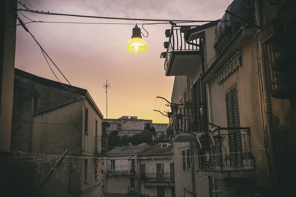 郭董放心！老屋重建GG惹 專家：恐將衰退逾五成