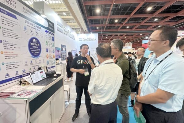 巨鷗跨界智慧集團AI WAVE SHOW秀AI落地硬實力「Infinity AI」串聯主權AI...