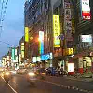 黃金店面退燒 二線店面審慎投資