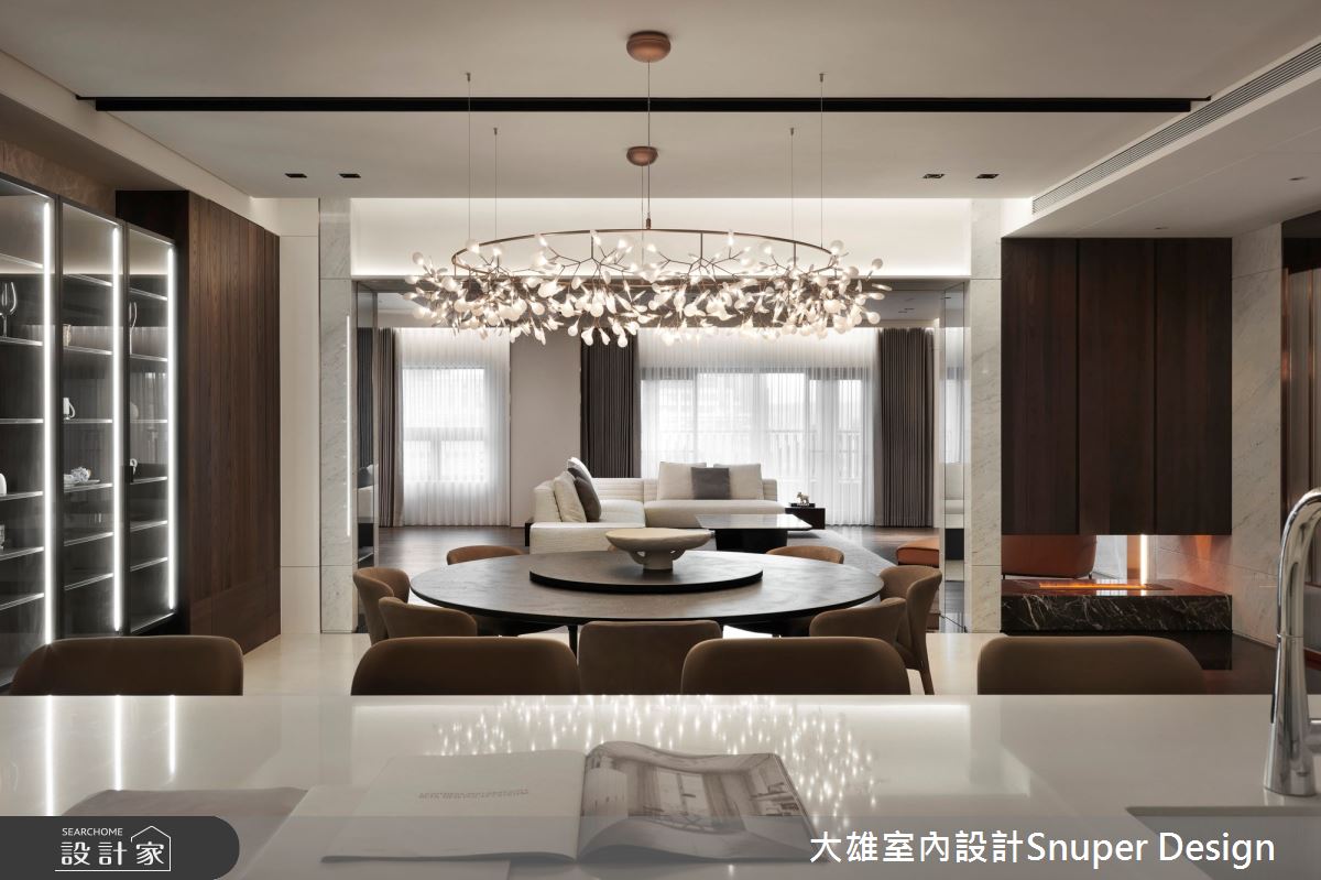 揉捻開放佈局與流暢動線，形塑優雅的現代風都會豪邸