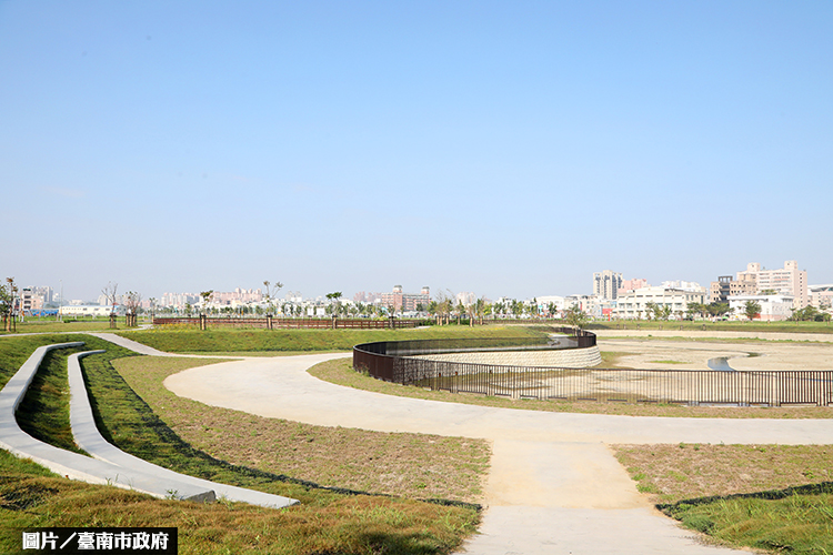台南西灣里滯洪池竣工 打造指標性防洪公園