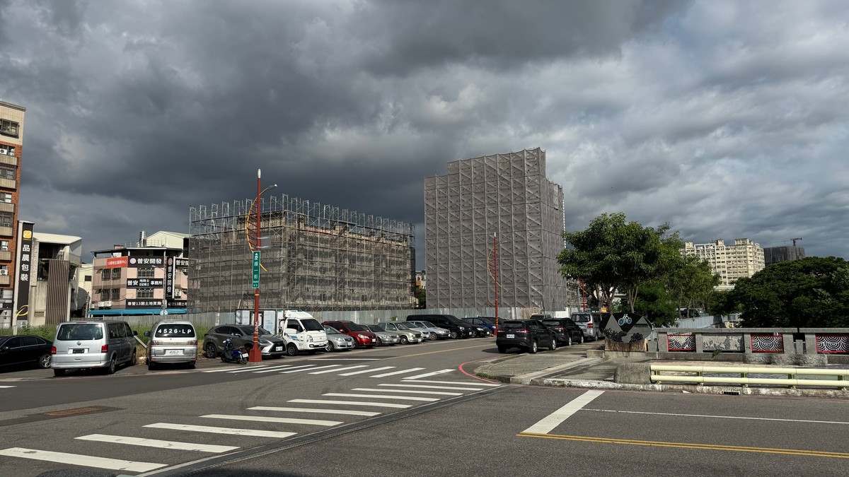 政府要買我家土地，沒印鑑證明不能過戶？網友急問　專家：先看是「價購...