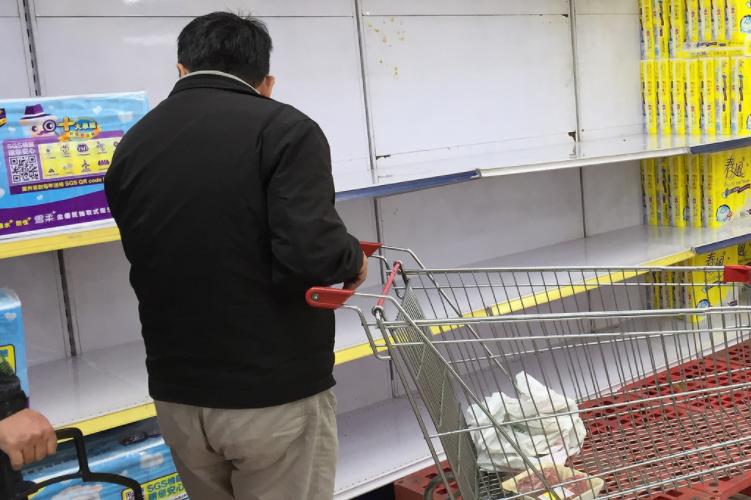 從衛生紙搶購心理看房市復甦關鍵