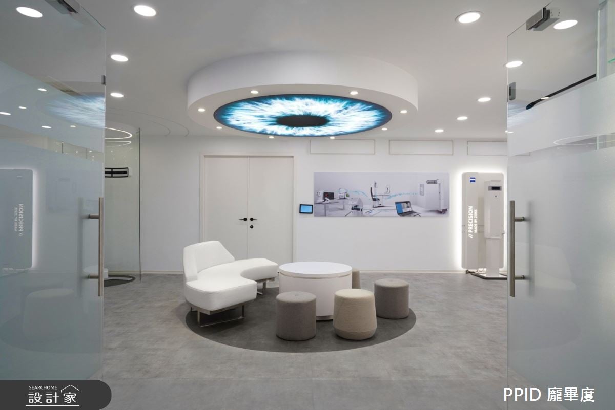 170坪中古屋，翻新為德國蔡司ZEISS商業空間！簡約舒適又明亮，開啟安心...