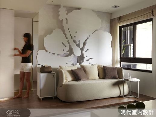 綻放的花朵專屬於她，在18坪空間優游自在