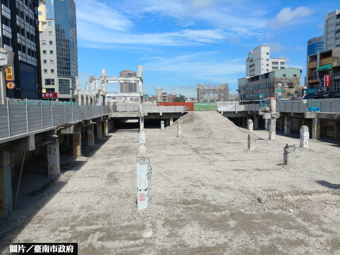 台南中國城改造案 變更設計重新招標