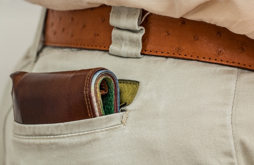 鄰居買房笑喊「才千萬免貸款」 網見職業全跪了：大亨在菜市