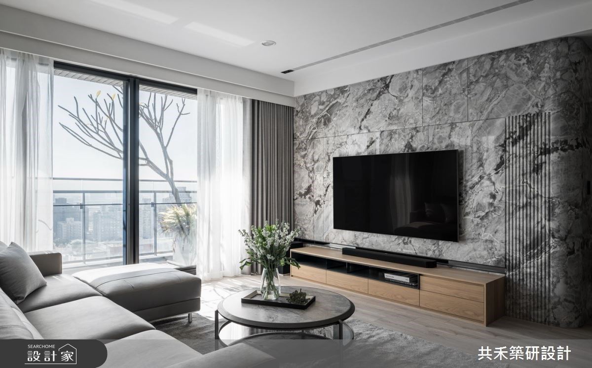 光與綠植的日常對話！揭開醫師夫妻的療癒宅，清新現代風收服一家四口的心