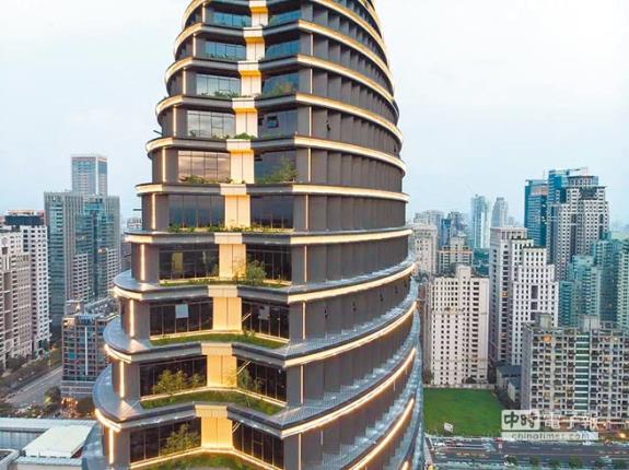 卡共享辦公商機 台商插旗7期打造「皇家NTC商務中心」