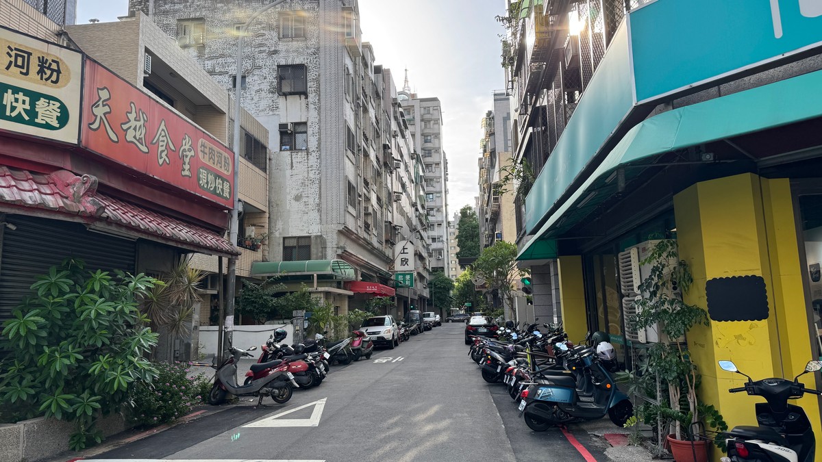 買一樓送庭院恐踩雷！門口空地不是誰...