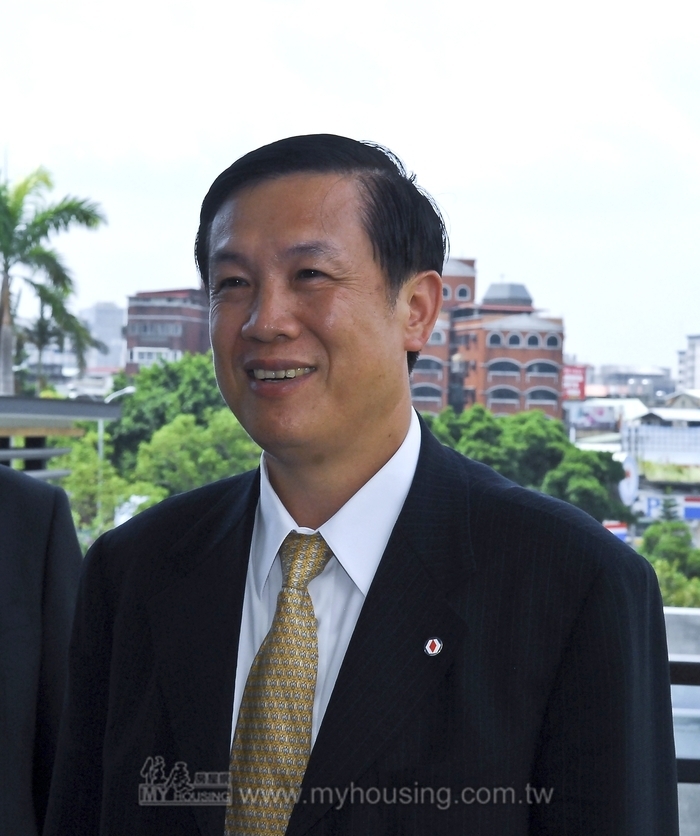 房市指標1降4升 房產U型回升