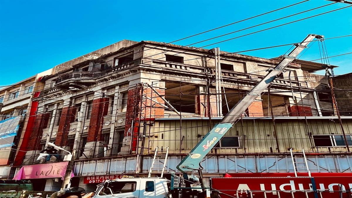 員林內衣看板屋脫了！日式洋樓重現風華 在地人狂拍：再脫不知何時