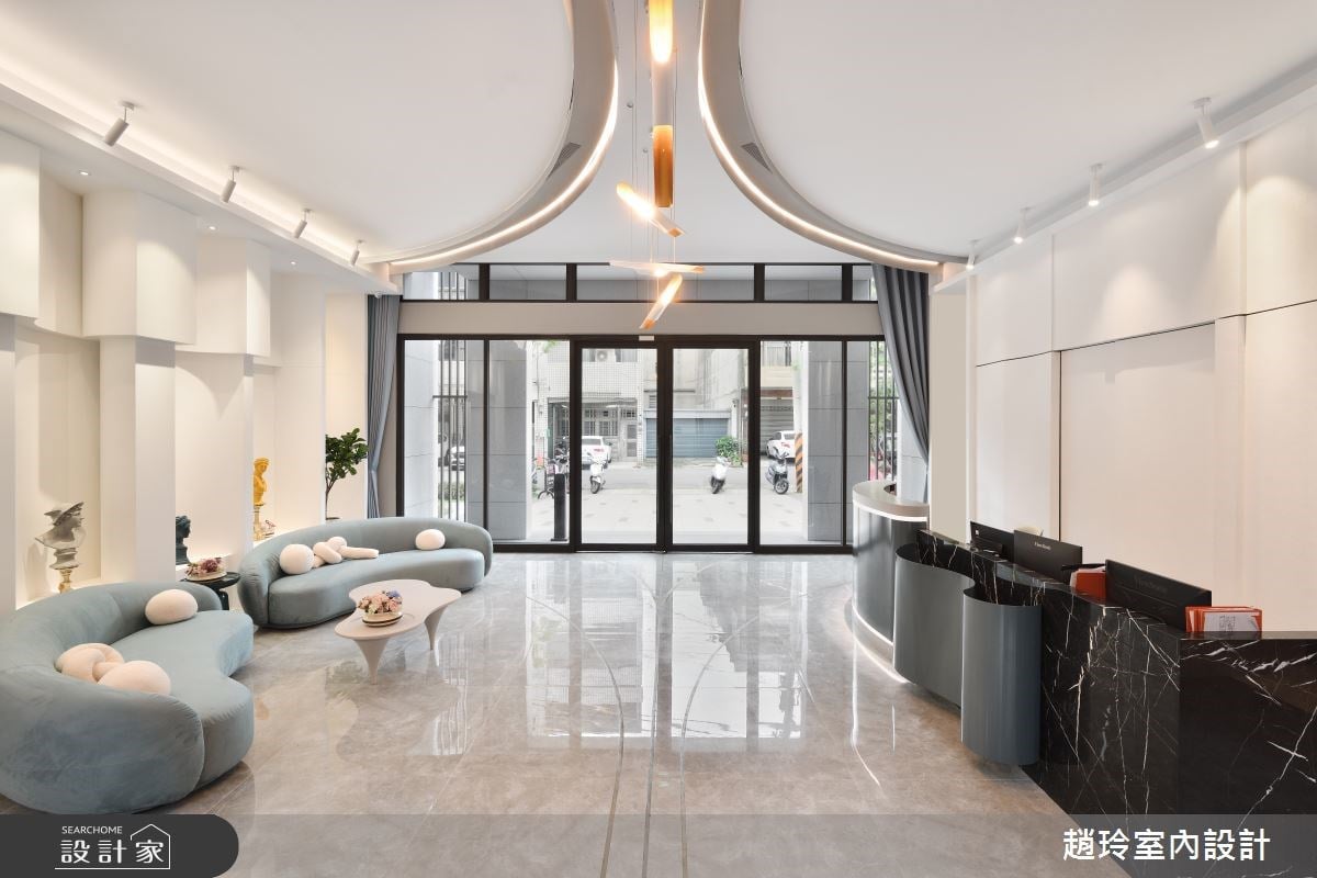 頂級公設抓住空間的流動性！弧線跳脫制式思維，更在有限預算完成百坪挑戰