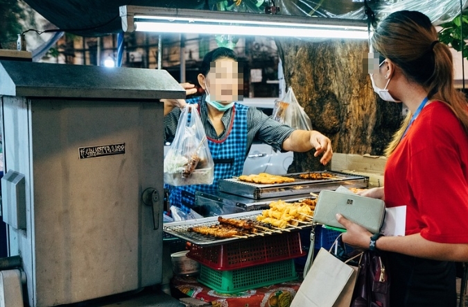 假日看房秒簽約！人妻星期一直擊「傻眼真相」氣瘋：房仲、鄰居都沒講