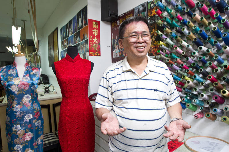 六十年玉鳳旗袍工藝　老外也來取經 聶隱娘九成戲服　由玉鳳十坪小店一手...