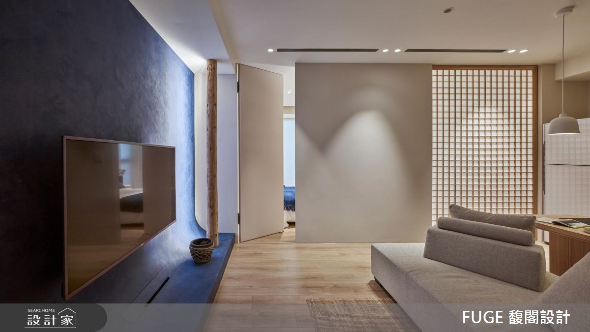 小坪數也能實現內斂沉穩的日式禪風，弧行動線令室內外接軌與自然更親密